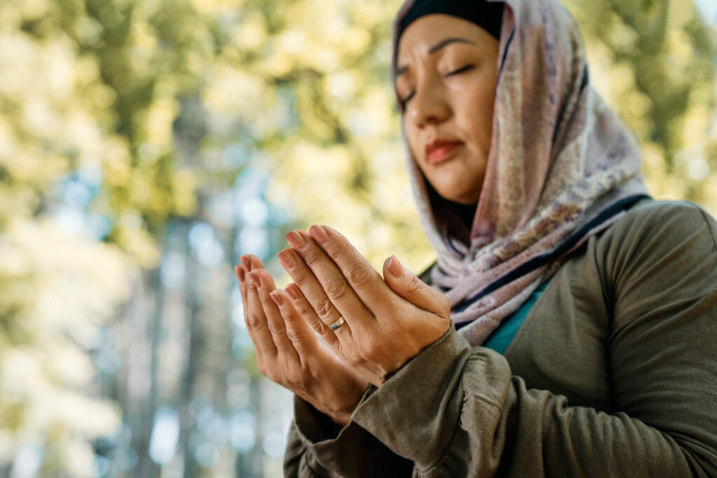 Transformative Prayer: How to Overcome Obstacles and Align with God’s Will 